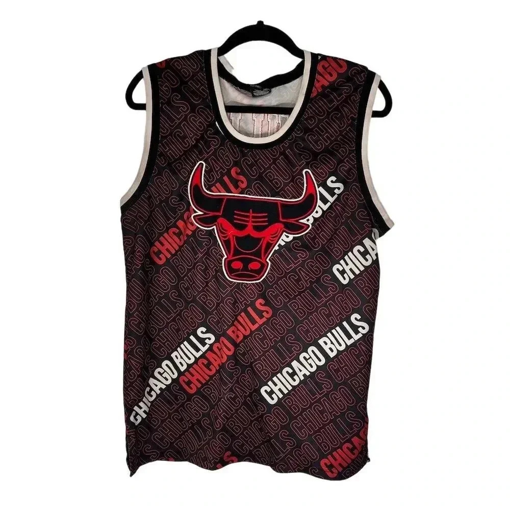 NBA Chicago Bulls Men's L Red All Over Print Jersey Bull Patch Logo
